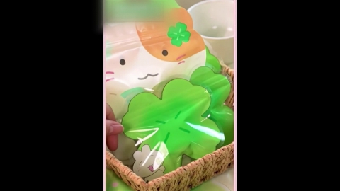 엿·찹쌀떡은 \'옛말\'…수능 선물 \'실용형\'이 대세