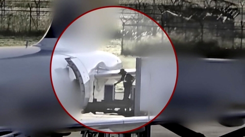 [제보는Y] 4m 항공기 작업, 안전수칙 \'위반\'…추락 위험 노출