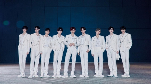 ZB1, 일본서 또 플래티넘…‘프레젠트·아이코닉’ 연속 흥행