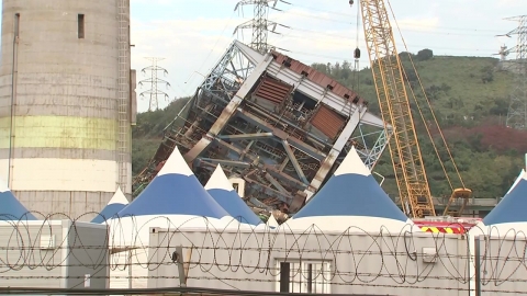 잔해 뒤엉켜 작업 난항…마지막 매몰자 구조 \'총력\'