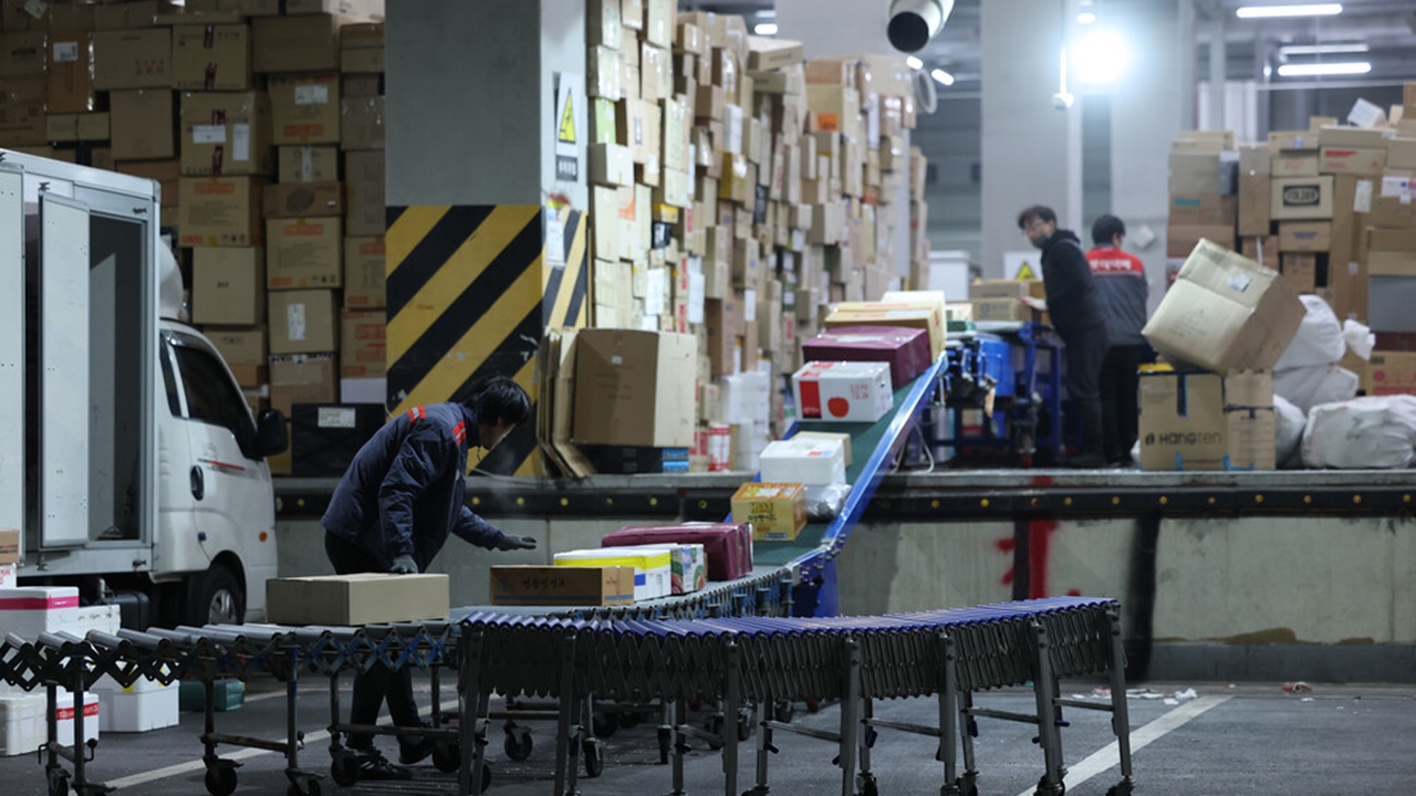 "새벽배송 금지? 맞벌이는 어쩌라고"...워킹맘 국민청원 올려