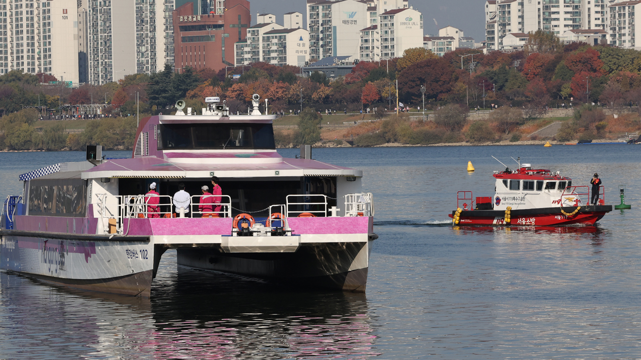 서울시, 사고 한강버스 항로 이탈 여부 조사중