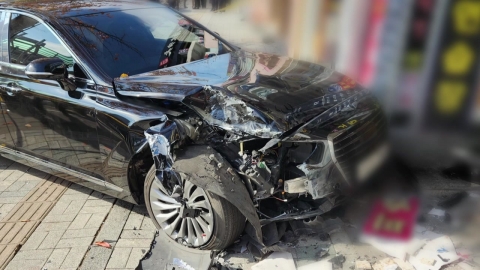 인천 부평에서 승용차가 인도로 돌진…길 가던 모녀 중상