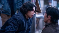 '콘크리트 마켓', 홍경 스틸 공개…필모 사상 가장 거침없는 얼굴 예고