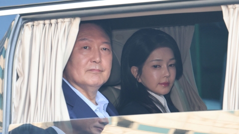  특검, 김건희 12월 4일과 11일·윤석열 다음 달 17일 각각 소환