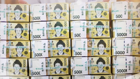 계엄 당시도 뛰어넘은 원·달러 환율…"이러다 1,500원 넘는다"