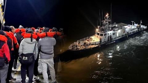 \'여객선 좌초\' 사고에 뜬금없이 \'숙박권\' 보상?...병원비는 없었다 [Y녹취록]