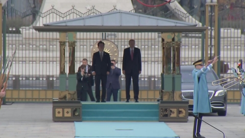  이 대통령, 에르도안 대통령과 소인수회담 시작