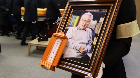 이순재 배우 영결식 엄수…"품위와 예의를 지킨 좋은 배우"