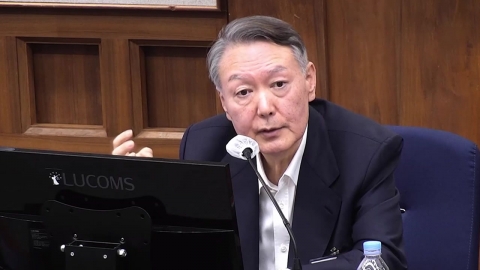 윤 '내란 재판' 여인형 출석…윤, '이종섭 도피' 의혹 기소