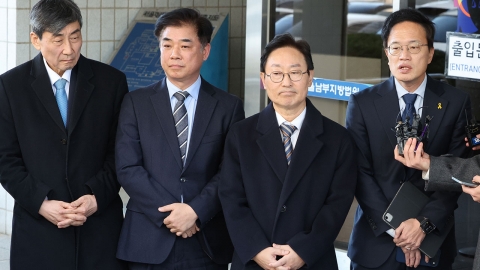 '민주당 패스트트랙' 박범계 벌금 400만 원 구형