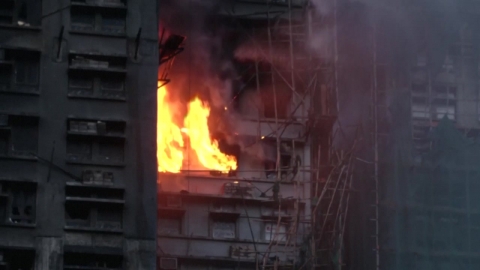 대나무 비계 '갑론을박'…"중국 통치 구멍에 분노"