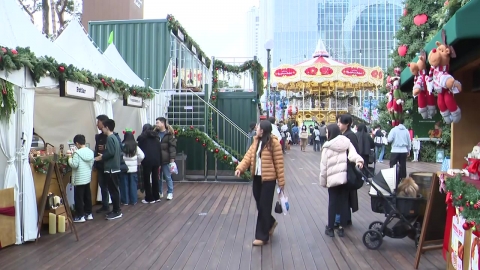 성큼 다가온 12월…도심 곳곳 \'미리 크리스마스\'