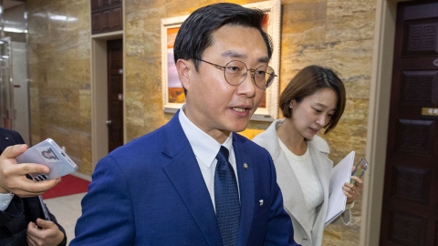 민주 장경태 "성추행 없었다…무고죄로 1년 지난 고소장 의도 밝힐 것"