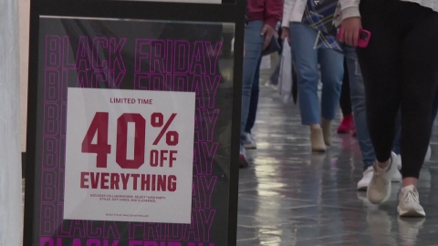 트럼프 "관세 덕에 부자돼”…쇼핑 대목 소상공인들 '관세' 직격탄