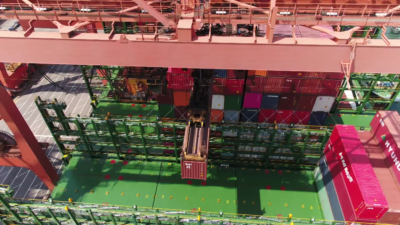 반도체·자동차 '쌍끌이'...11월 수출 8.4%↑ 610억 달러 '역대 최대'