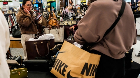 어도비 "미국 사이버 먼데이 온라인 지출 6% 증가"