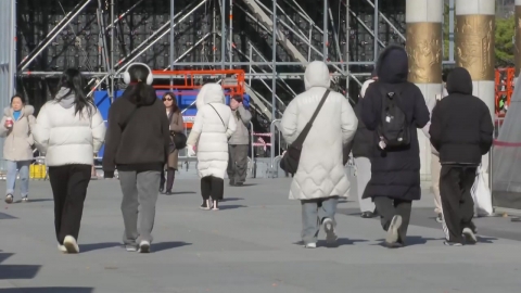 [날씨] 칼바람 계속, 낮에도 \'영하권\'…서해안엔 \'대설주의보\'