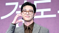  박서준, '경도'로 5년 만에 안방 복귀…"결과 부담 없어"(종합)