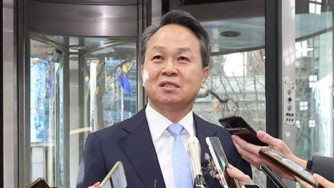 [기업] 신한금융 회장 최종 후보에 진옥동...3년 연임 눈앞