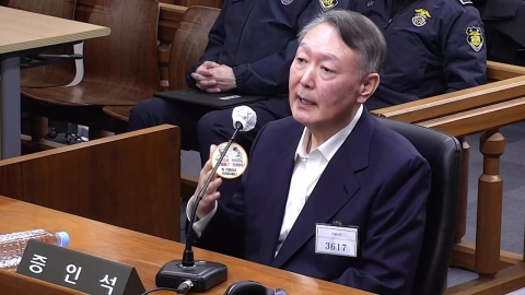 특검, 윤 '위증' 추가 기소…김건희 수사 무마 의혹 조사