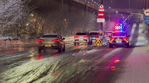 서울 폭설에 내부순환로 진입로 전면 통제