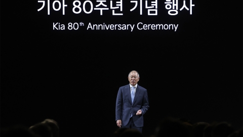 [기업] 정의선 "다이아몬드 원석 같은 기아, 도전 계속할 것"