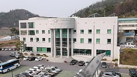 단체방에 부적절 사진 올린 나주시의원…"성희롱" 지적엔 \'무시\'