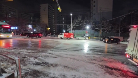 1년 전 약속 무색…수도권 '첫눈에 마비' 반복