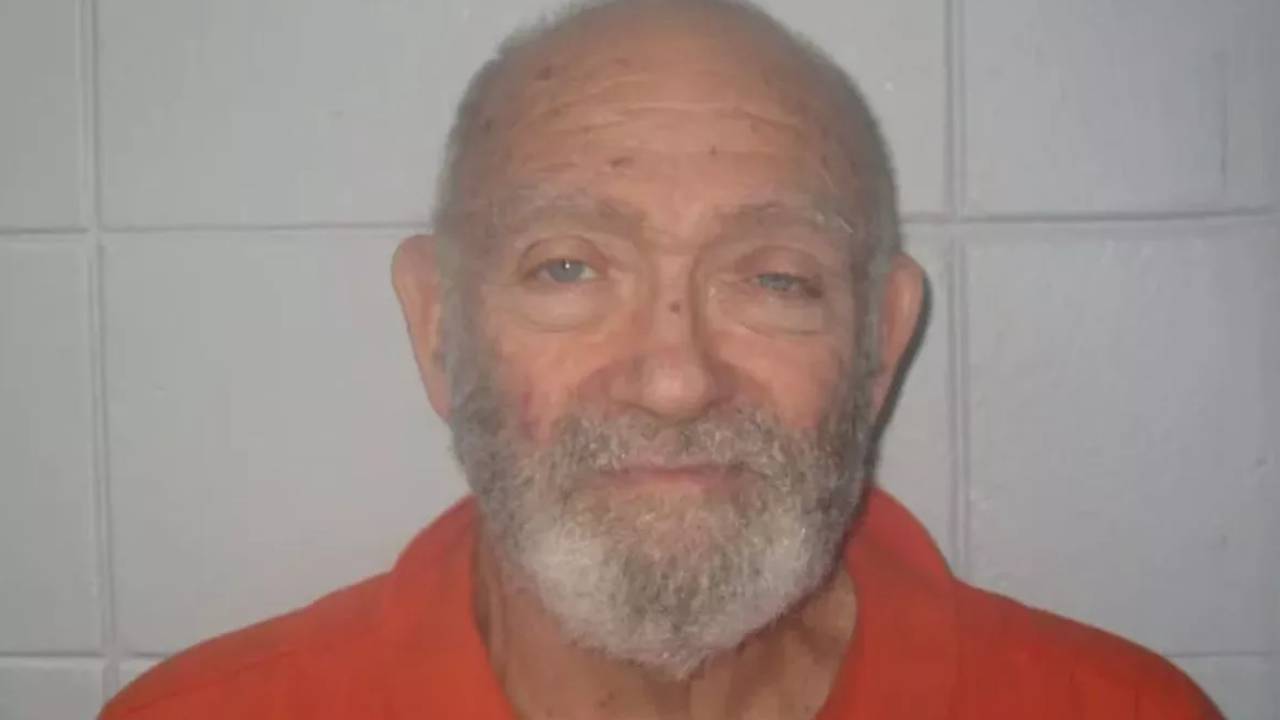 "10개월 딸 내게 팔아라" 아기 어머니에게 제안한 노인 체포