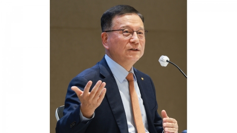 "환율 상승 70% 수급 때문...해외투자 증가 영향"