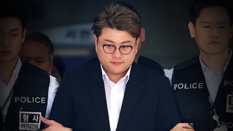 \'징역 2년 6개월\' 김호중, 크리스마스 가석방될까? [Y녹취록]