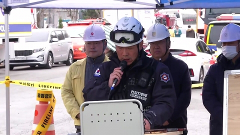 [현장영상+] 광주 도서관 붕괴 매몰자 추가 수습…"새벽 실종자 발견"