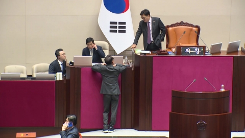 2차 특검 외치던 민주 '주춤'…국힘 "통일교 특검해야"