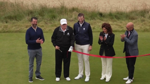 "트럼프, 골프 한번에 50억…올해에만 천 억 썼다"