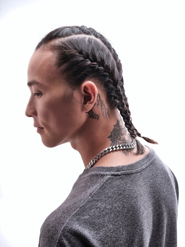 팝핀현준, 수업 중 발언 논란에 교수직 사임…"진심으로 사과"