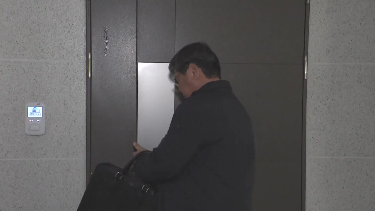 경찰, '통일교·전재수·특검' 등 10곳 압수수색