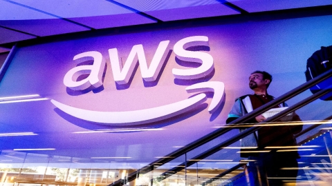 'AI클라우드 1위' AWS CEO "AI로 신입 직원 대체해선 안돼"