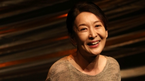 "윤석화 별세 사실 아니다"...한국연극배우협회, 정정·사과