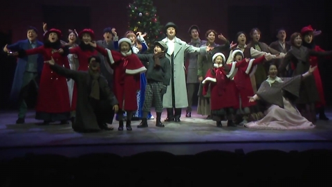 무대에서 즐기는 캐럴…\'스크루지\' \'호두까기\'