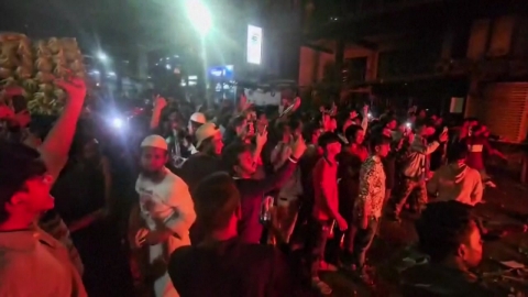 방글라데시, 청년 지도자 피살에 '분노'…주요 언론사 방화 등 소요 확산