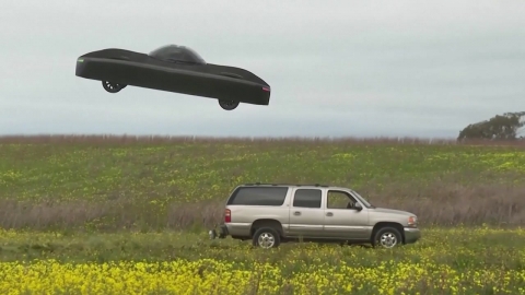 영화 속 '비행차'가 현실로 …상용화엔 과제 많아