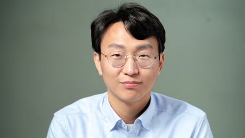 '저속노화' 전문가 정희원, 강제추행 혐의로 맞고소 당해