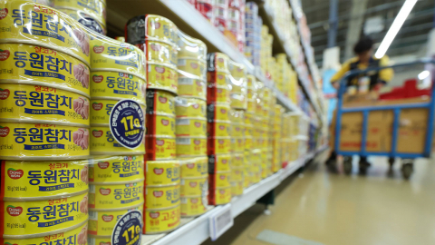 대리점에 장비 빌려주며 '갑질 계약' 동원F&B 제재