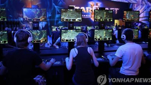 "뇌 노화 속도 늦추려면 비디오게임 하세요"