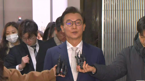 '올해 안 공소시효' 쫓기는 경찰…전재수부터 결론?