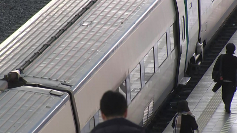 철도노조, 오늘 예고한 총파업 유보…모든 열차 정상 운행