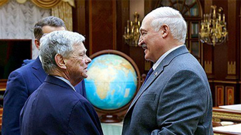 "트럼프 정부, 벨라루스 정상과의 협상에 살빼는약 동원"