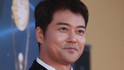 전현무, 내밀한 의료기록 공개에도...의협 "외부 링거 위법"