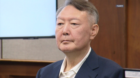 특검, 윤 '체포 방해' 등 징역 10년 구형…윤 "영장 위법"